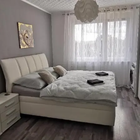 Prikopni 아파트